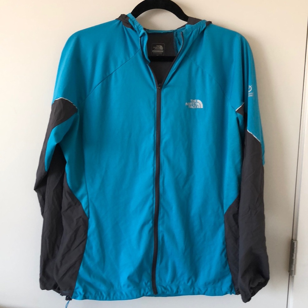 North face light wind breaker jacket